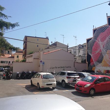La Casina Di Borgo Apartment ลีวอร์โน ภายนอก รูปภาพ